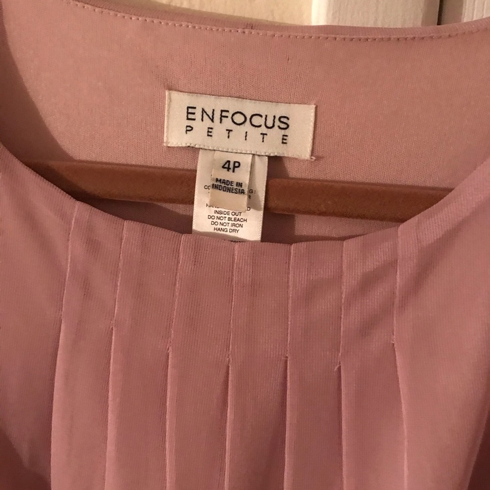 Dress - Picture 2 of 5